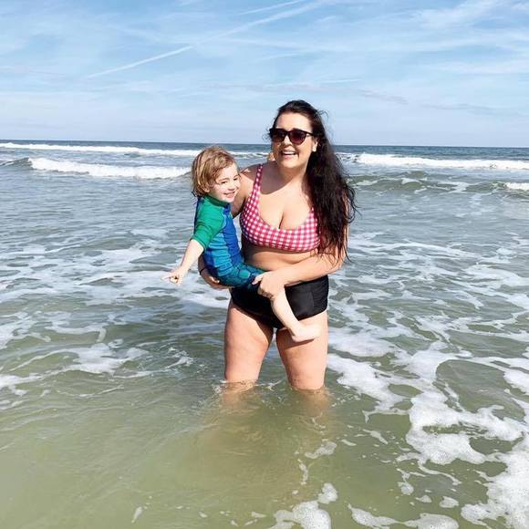 Meet your Posher, Katy - Picture 1 of 1